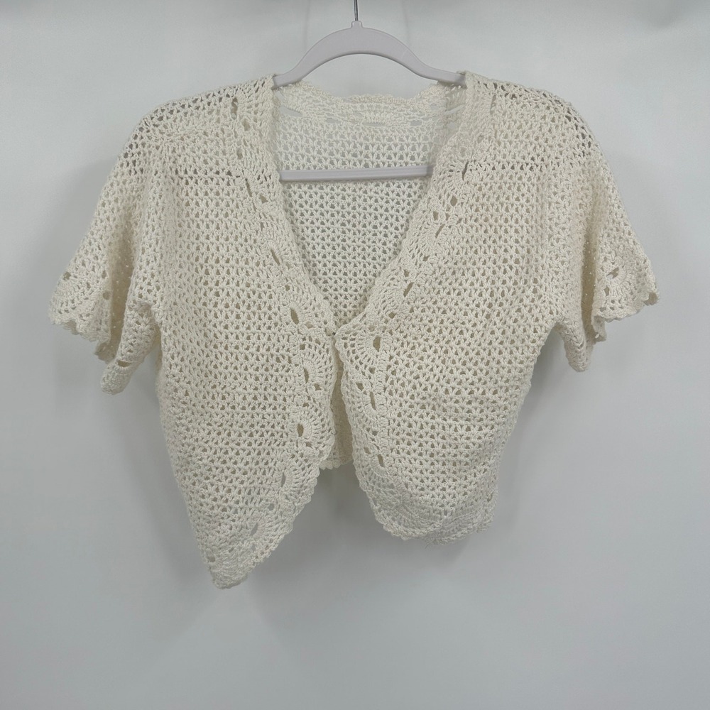 Womens Vintage Cottagecore Crochet Shrug Size M Cropped Jacket Shabby Chic